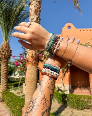 💫 Každý minerál má svůj příběh - jaký si vyberete vy? 😍 ✨ Minerální náramky mají své kouzlo – nejen totiž, že krásně...